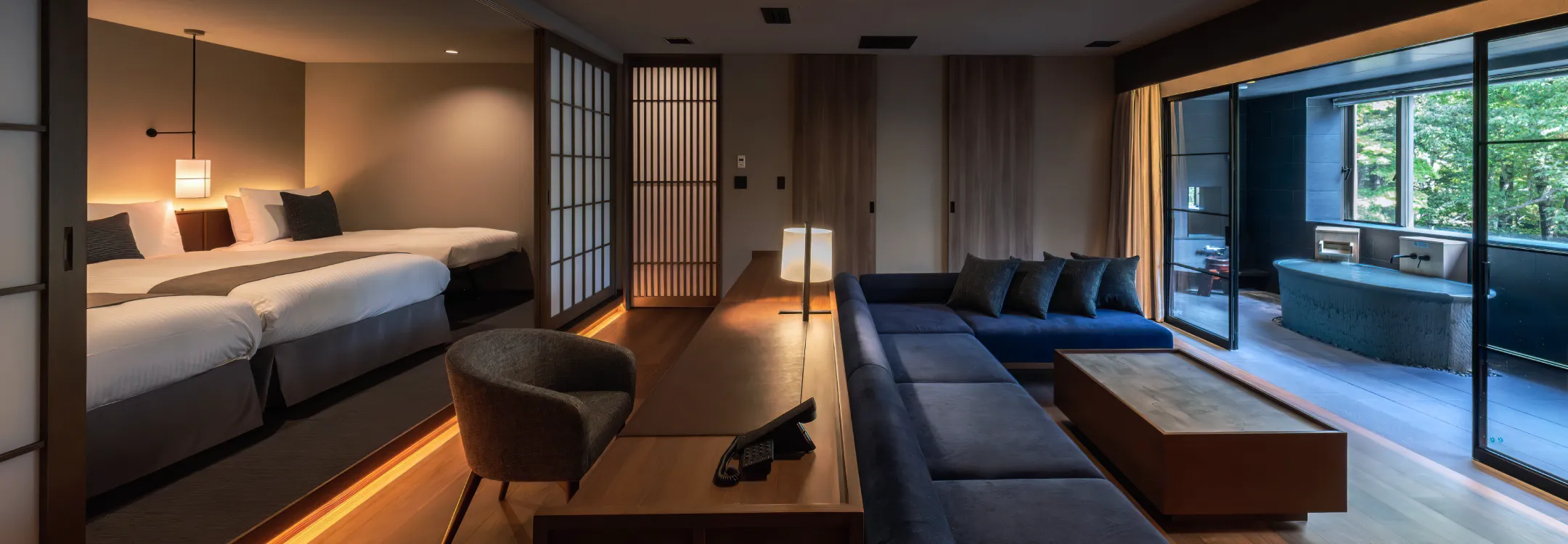 写真：客室 氈鹿ファミリースイート